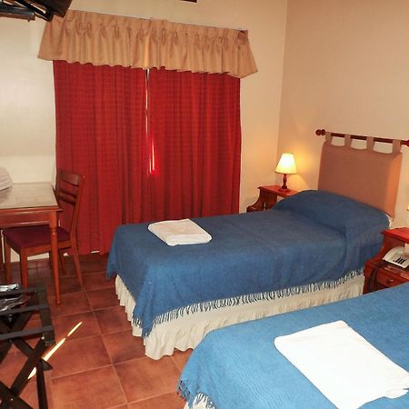 Hotel Escala Uno Santo Tome  Room photo